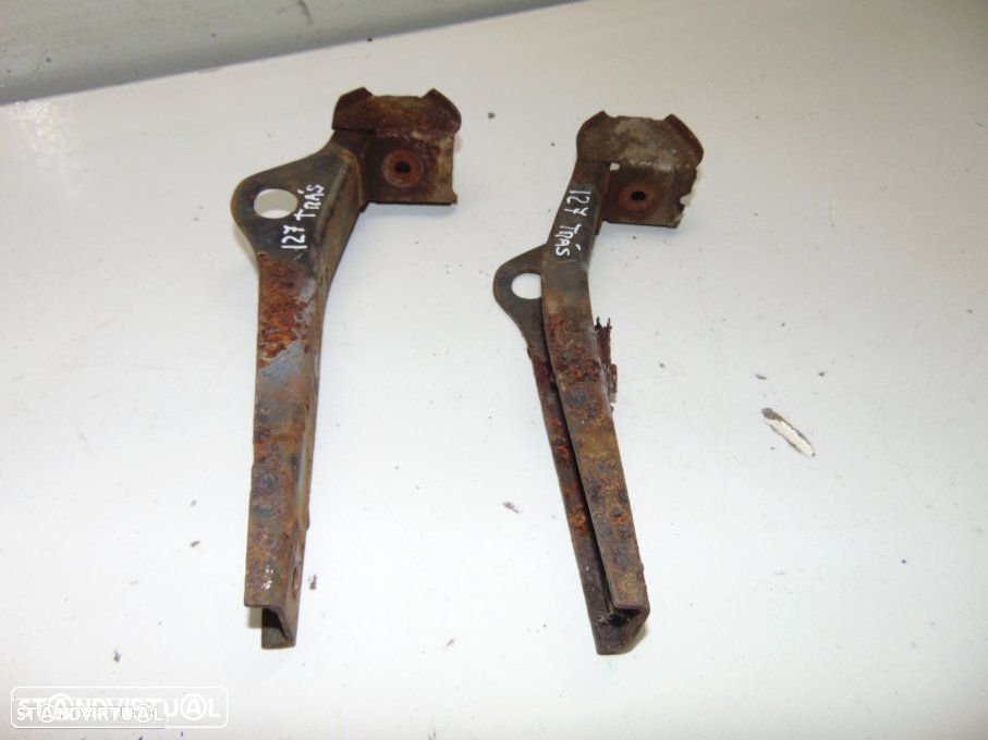 Fiat 127 - suporte dos pára-choques de trás - 1