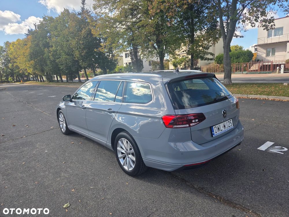 Volkswagen Passat 2.0 TDI SCR Style DSG - 20