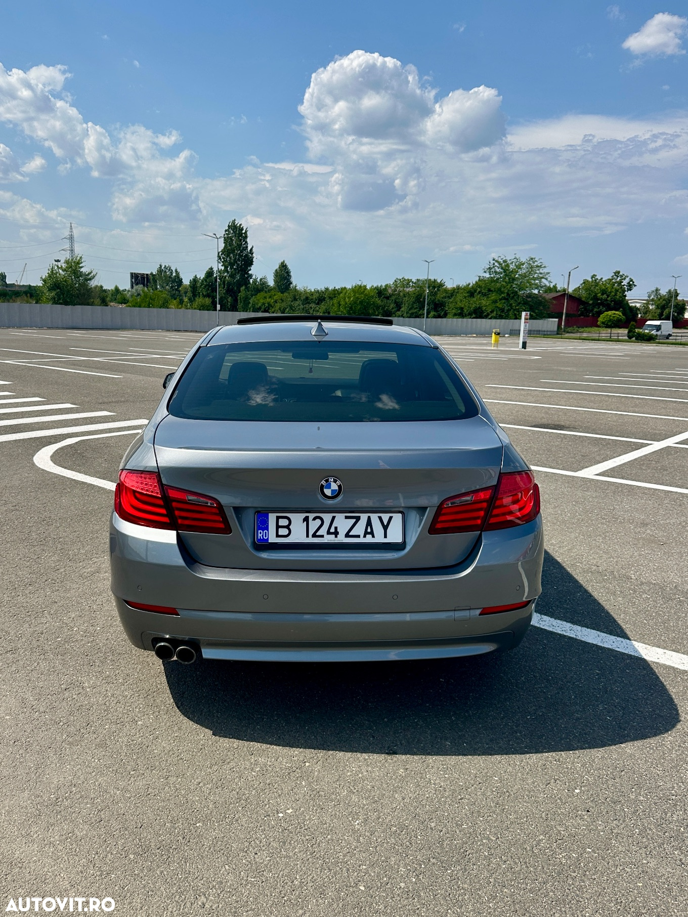 BMW Seria 5 520d - 4