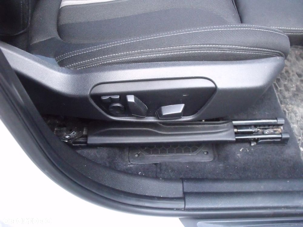 BMW Seria 2 216d GT Advantage - 13