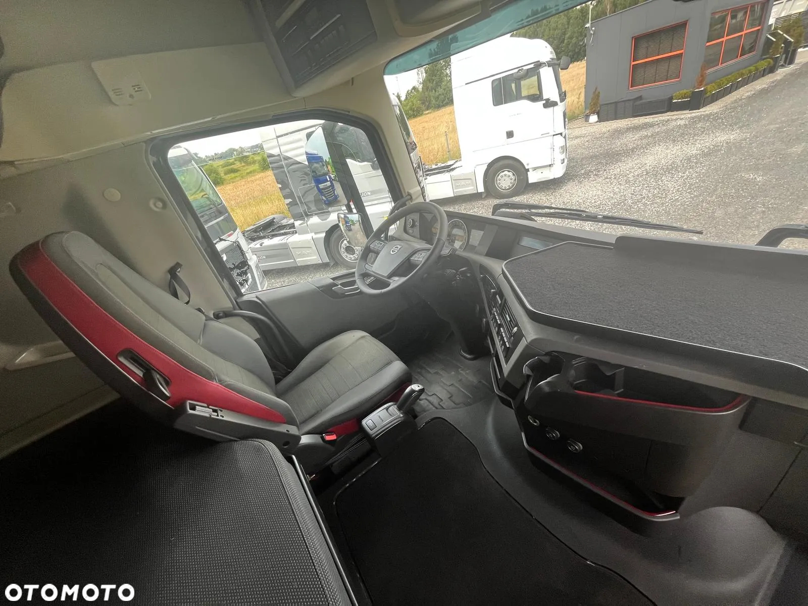 Volvo FH500 / 2021 / NISKI PRZEB / LEKKI 7000 kg / SPROWADZONY Z NIEMIEC - 23