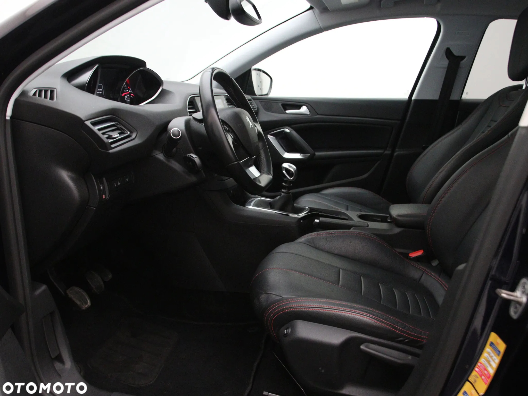 Peugeot 308 1.5 BlueHDi Business Line S&S - 17