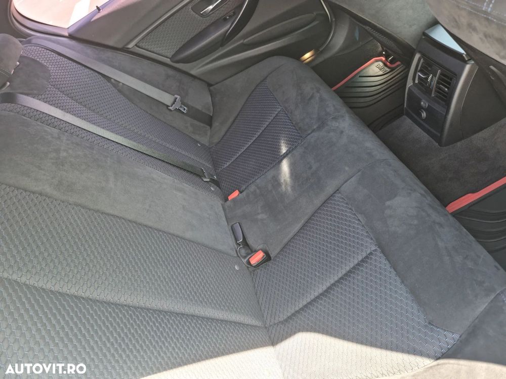 BMW Seria 3 318d xDrive Sport Line - 10