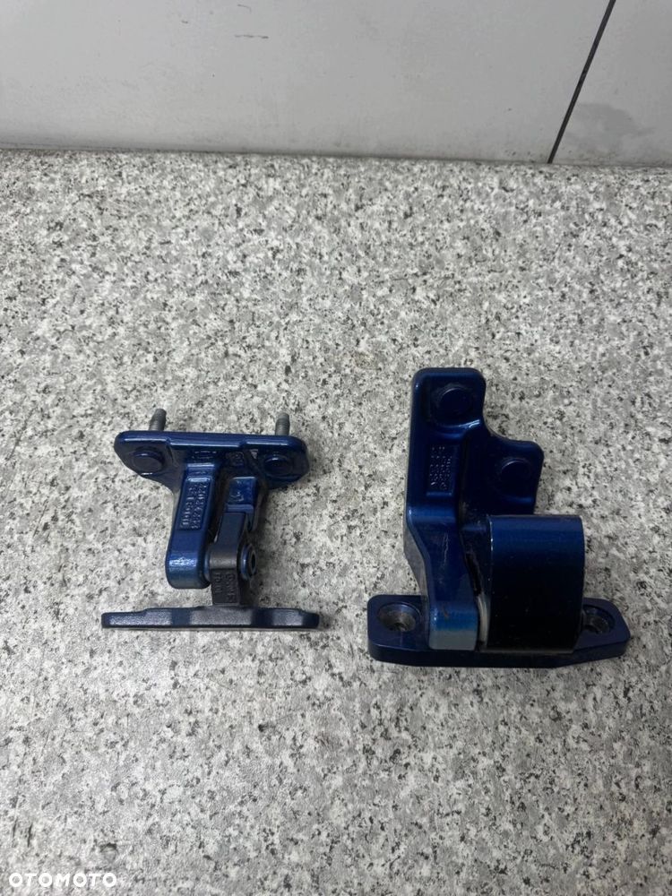 zawias drzwi lewy tył mercedes glc w253 x253 2015-2022 kod 970 coupe