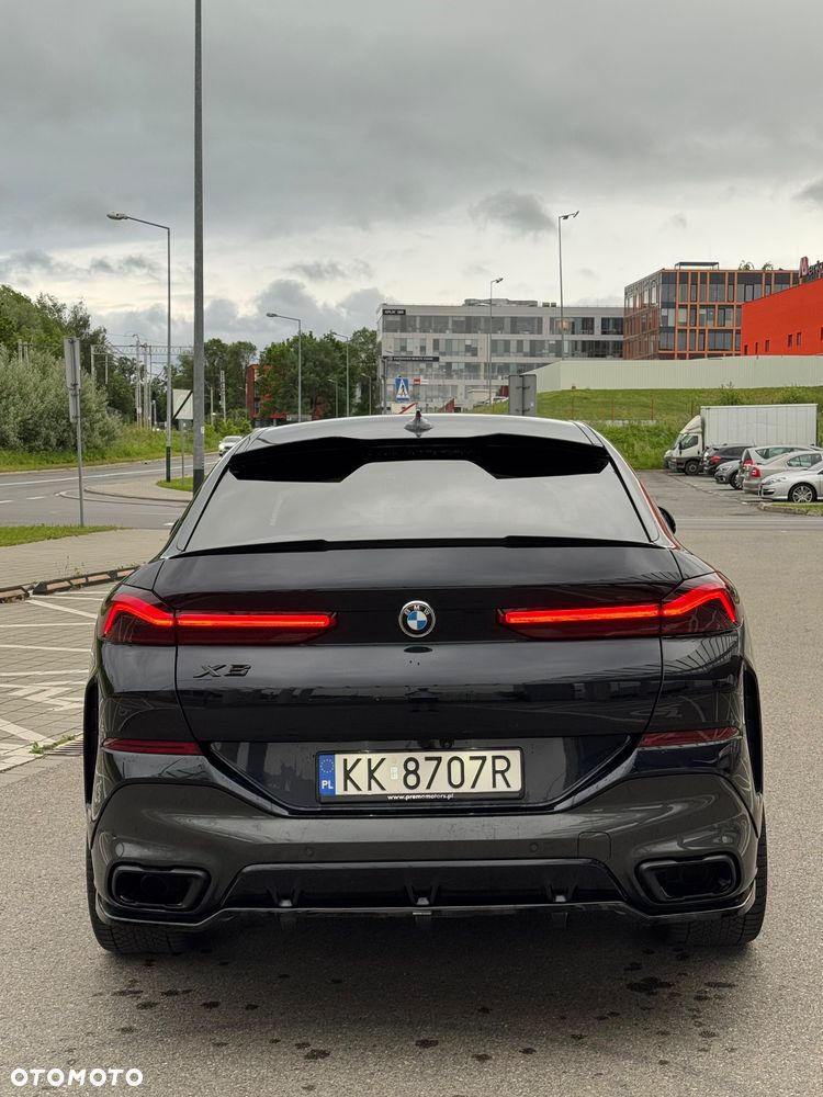 BMW X6 - 12