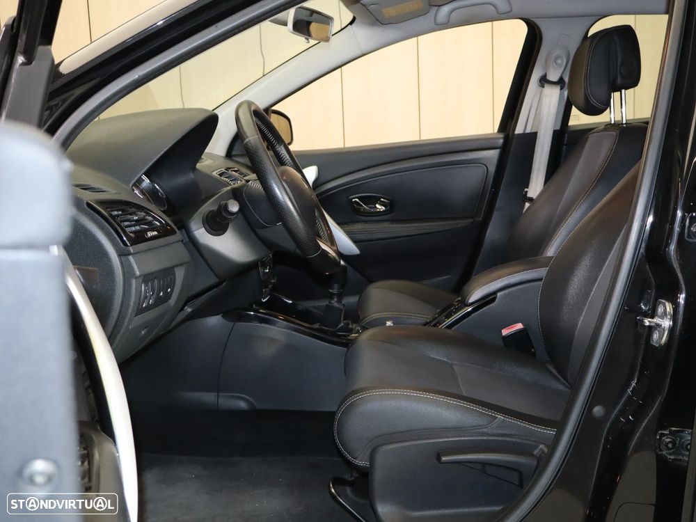 Renault Mégane Sport Tourer 1.5 dCi Bose Edition SS - 21