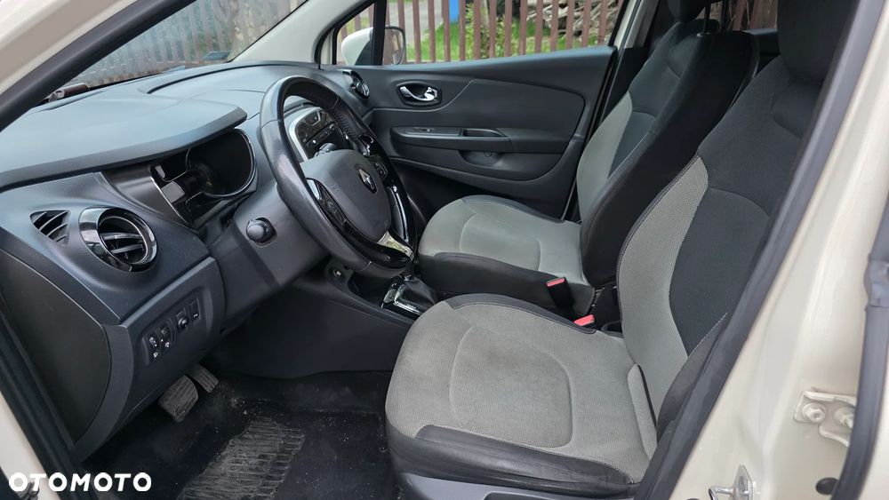 Renault Captur 1.2 TCe Helly Hansen EDC - 14