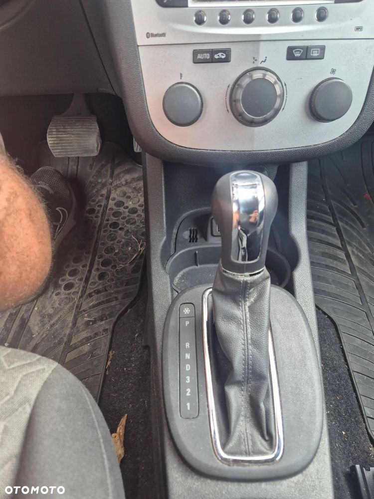 Opel Corsa 1.4 16V Automatik 150 Jahre - 5
