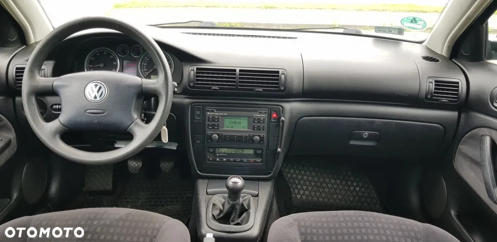 Volkswagen Passat 1.8T Highline - 16