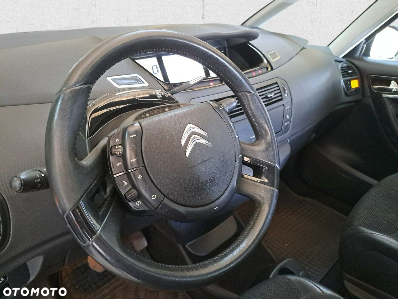 Citroën C4 Grand Picasso - 16