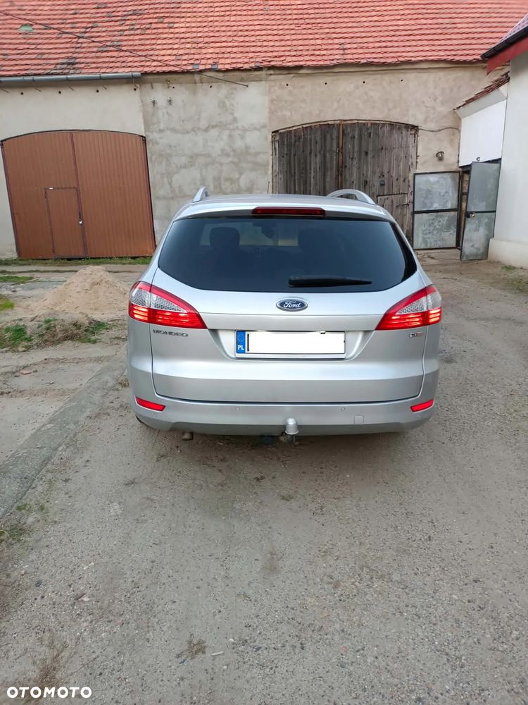 Ford Mondeo - 15