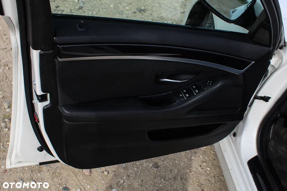BMW Seria 5 - 22