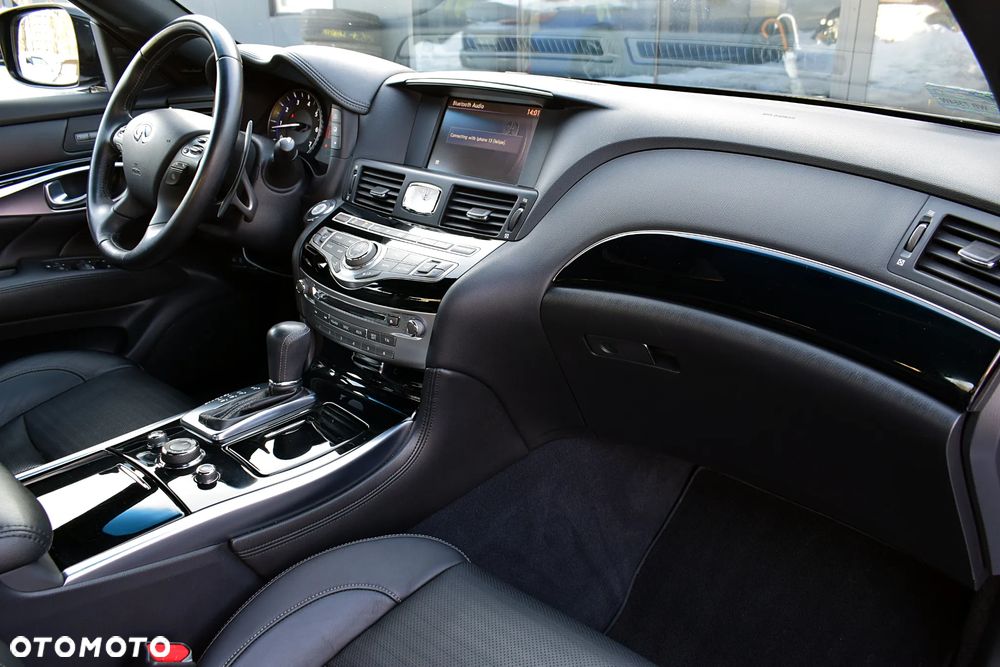 Infiniti M M30d S - 9