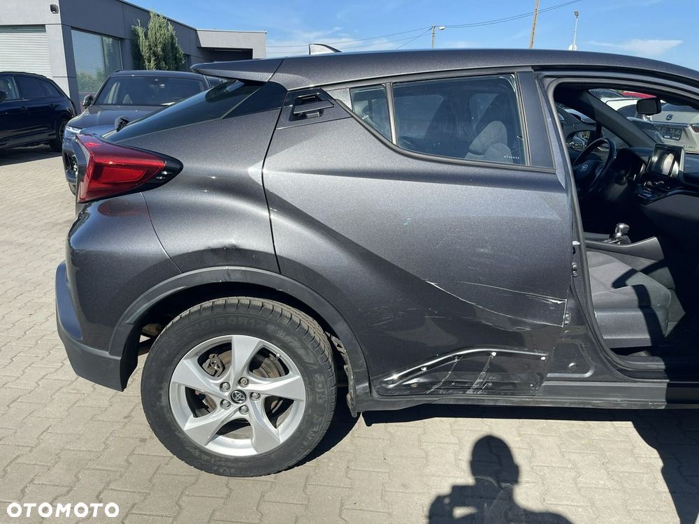 Toyota C-HR - 9