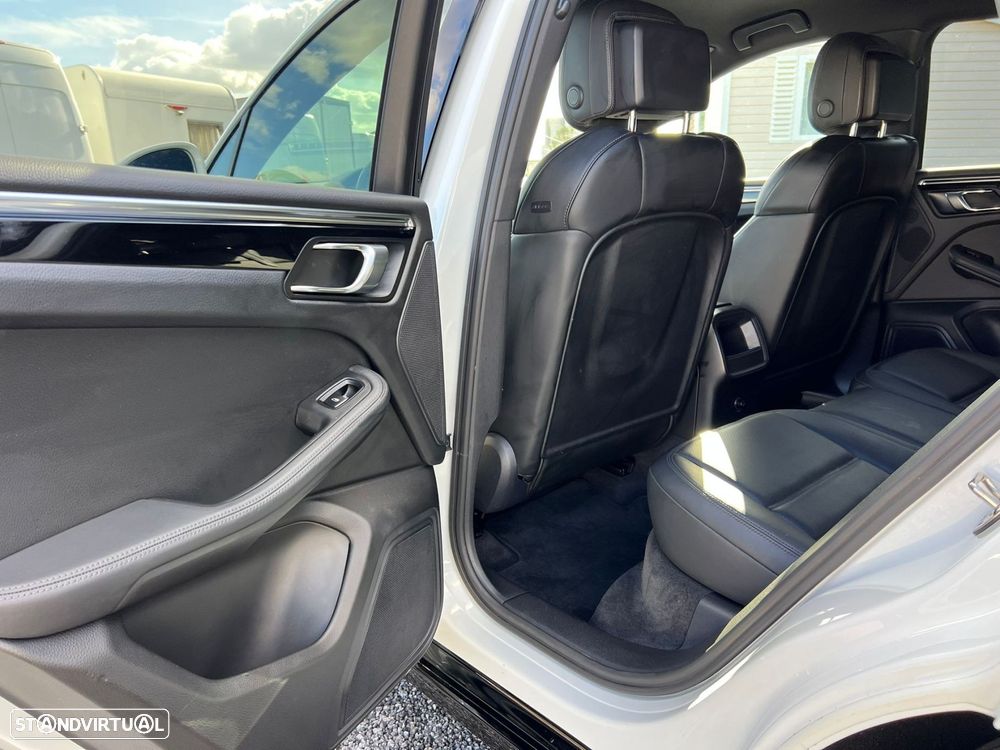 Porsche Macan S - 15