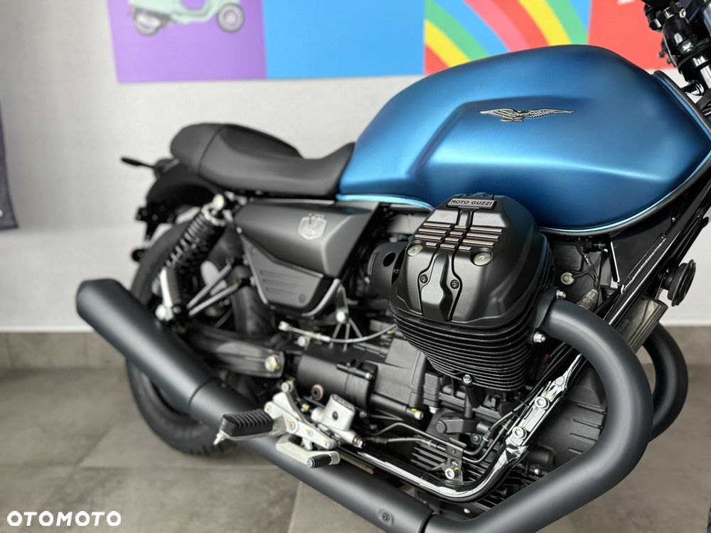 Moto Guzzi V7 - 7