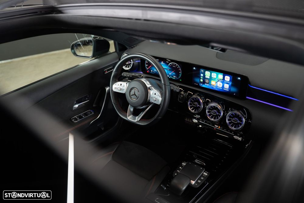 Mercedes-Benz A 250 e 8G-DCT AMG Line - 12