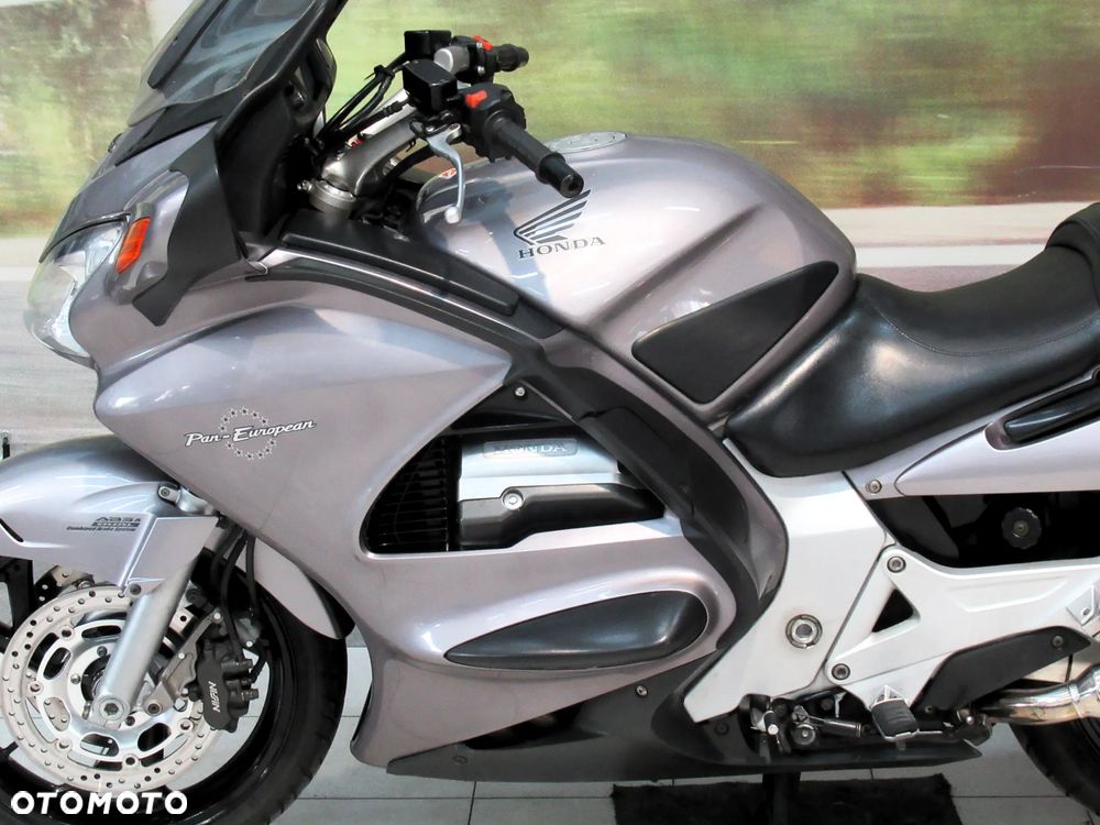 Honda ST - 16