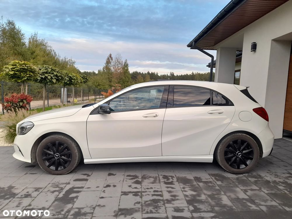 Mercedes-Benz Klasa A 180 7G-DCT AMG Line - 34