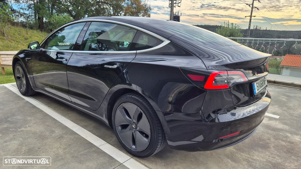 Tesla Model 3 Standard Range Plus RWD - 4