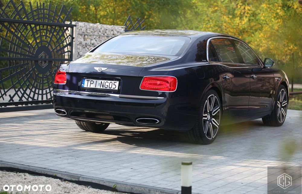 Bentley Flying Spur W12 - 26