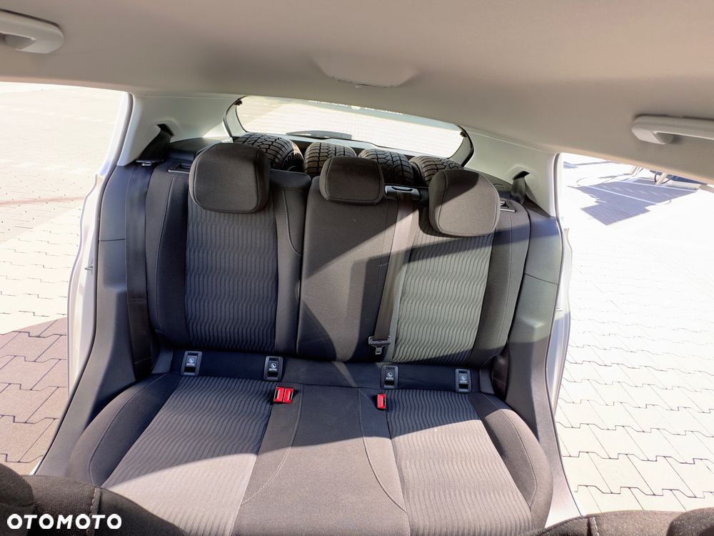 Peugeot 308 125 THP Active - 15