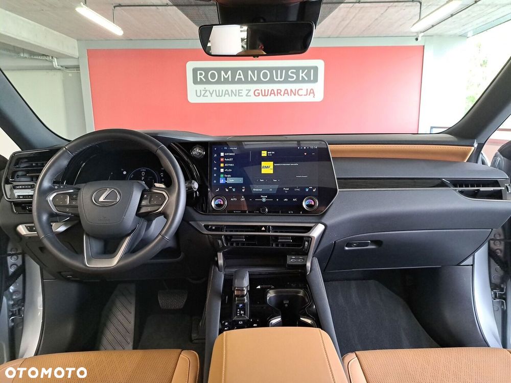 Lexus RX 2024