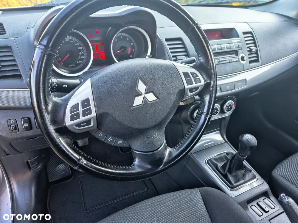 Mitsubishi Lancer 1.8 Intense - 5