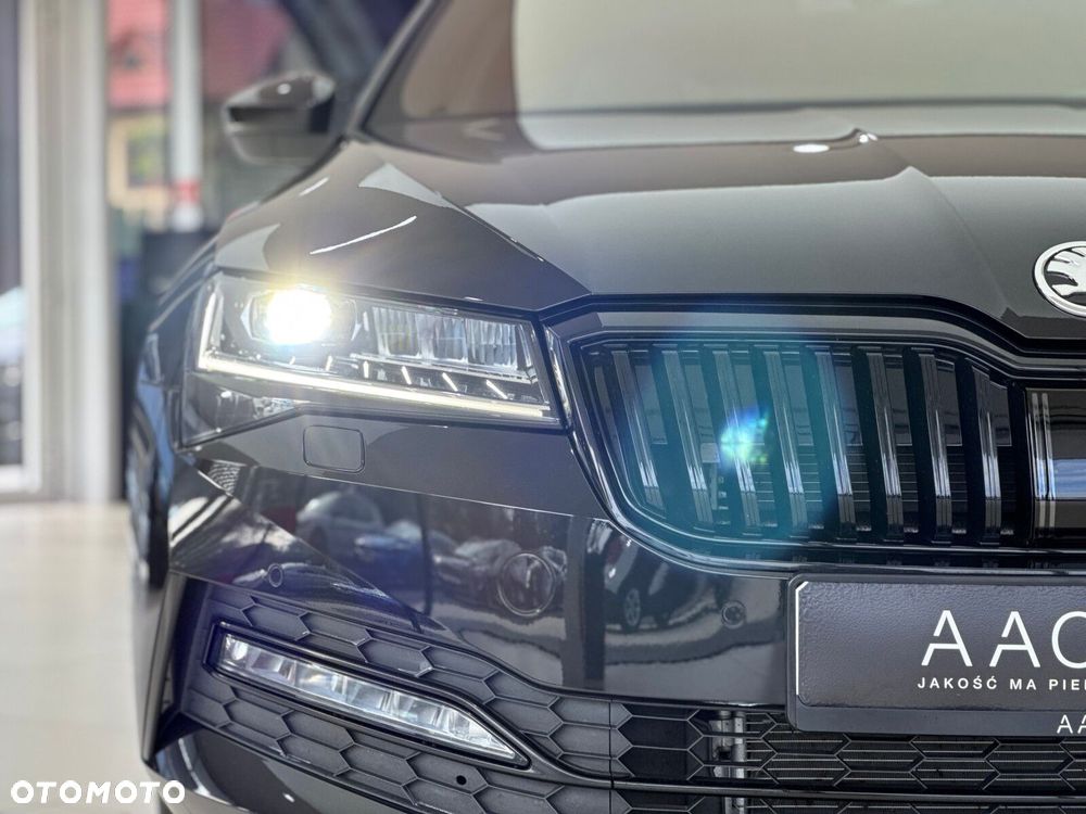 Skoda Superb 2.0 TSI 4x4 Sportline DSG - 40