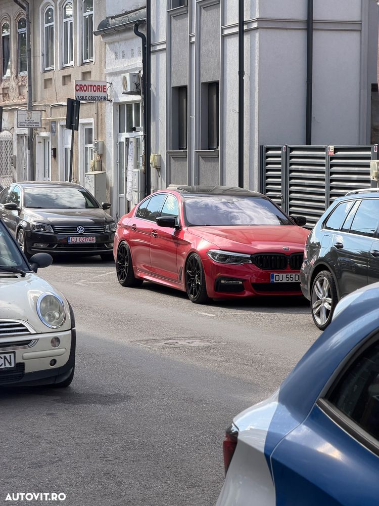 BMW Seria 5 520d xDrive AT - 25