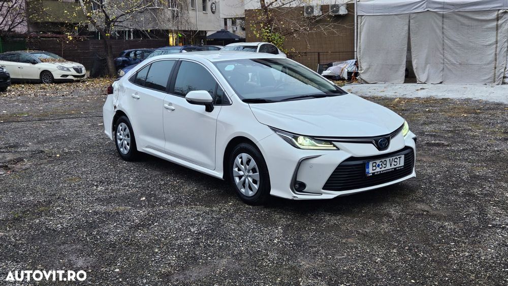 Toyota Corolla Sedan 1.8 HSD Dynamic - 9