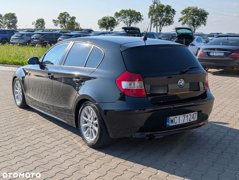 BMW Seria 1 120i - 7