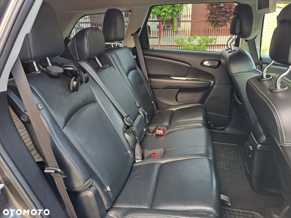 Fiat Freemont 2.0 Multijet 16V DPF Automatik Allrad Lounge - 12