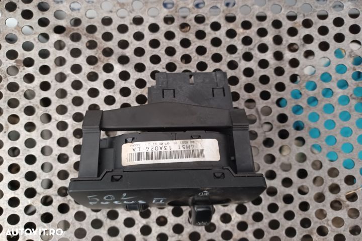 Comutator faruri 4M5T13A024LA Ford Focus 2  [din 2004 pana  2008] seria Sedan 4-usi 1.6 TDCi MT (90 - 1