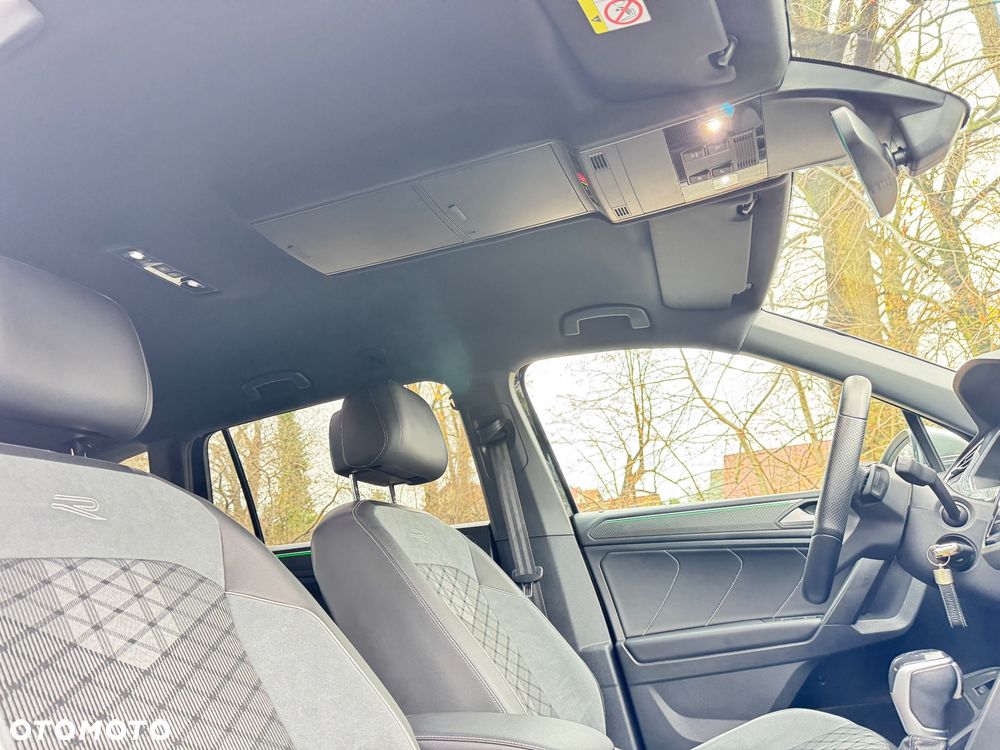 Volkswagen Tiguan 2.0 TDI SCR 4MotION DSG R-Line - 14