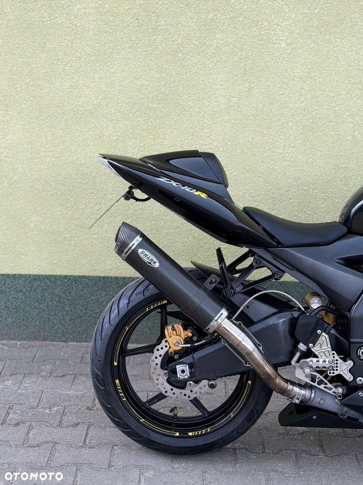 Kawasaki ZXR - 9