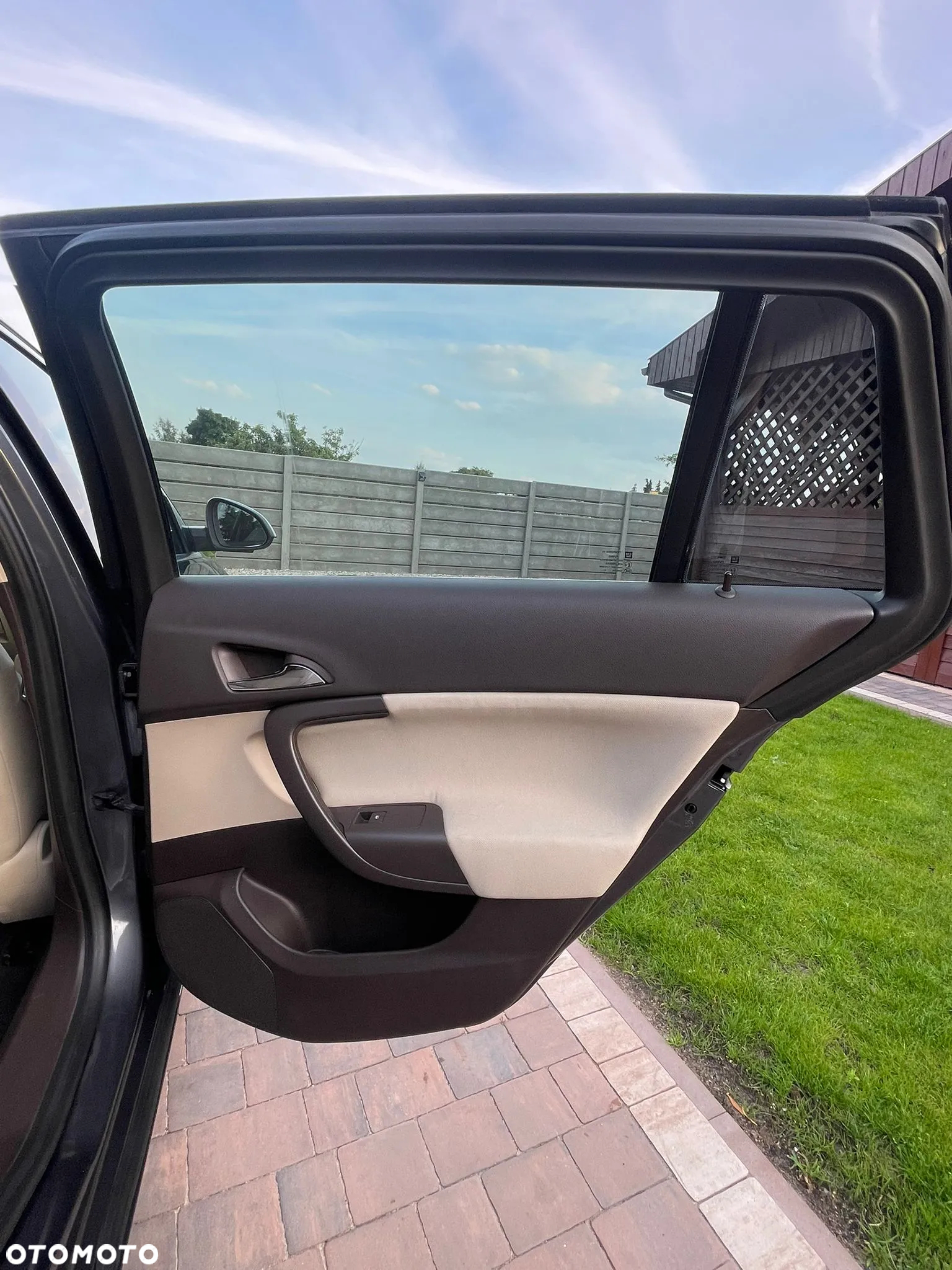 Opel Insignia - 13