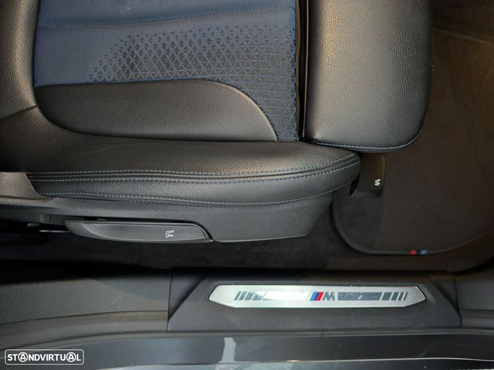 BMW 116 d Pack Desportivo M - 49