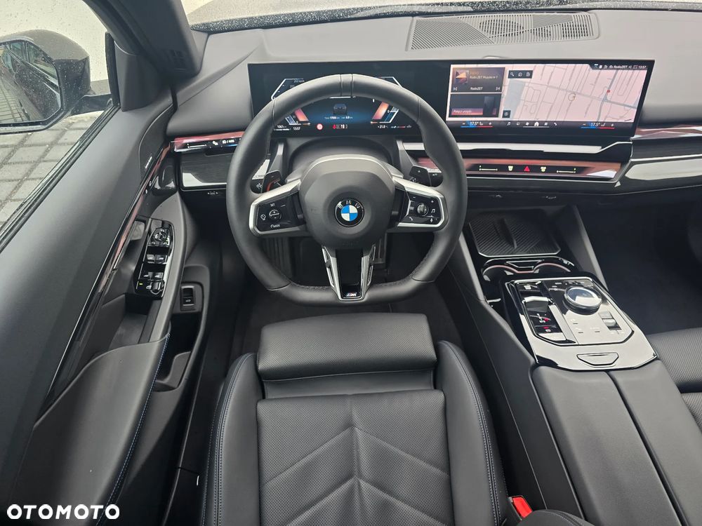 BMW Seria 5 520d xDrive mHEV M Sport - 14