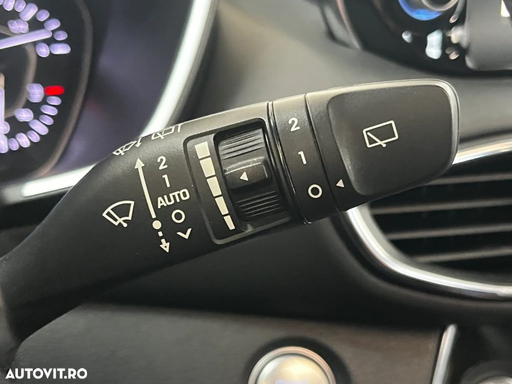 Hyundai Santa Fe - 20