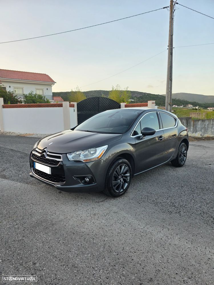 Citroën DS4 1.6 e-HDi So Chic - 12