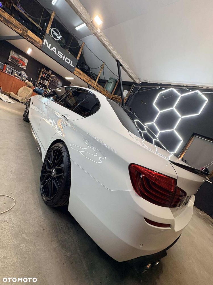 BMW Seria 5 535i xDrive - 5