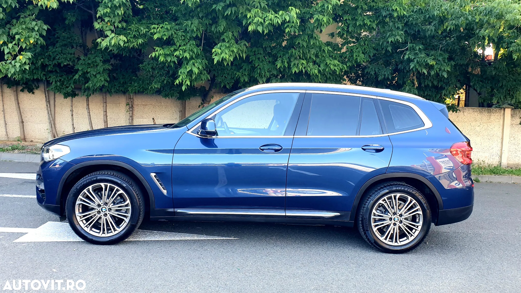 BMW X3 xDrive20d AT Luxury Line - 4