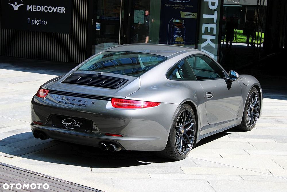 Porsche 911 Carrera GTS PDK - 4