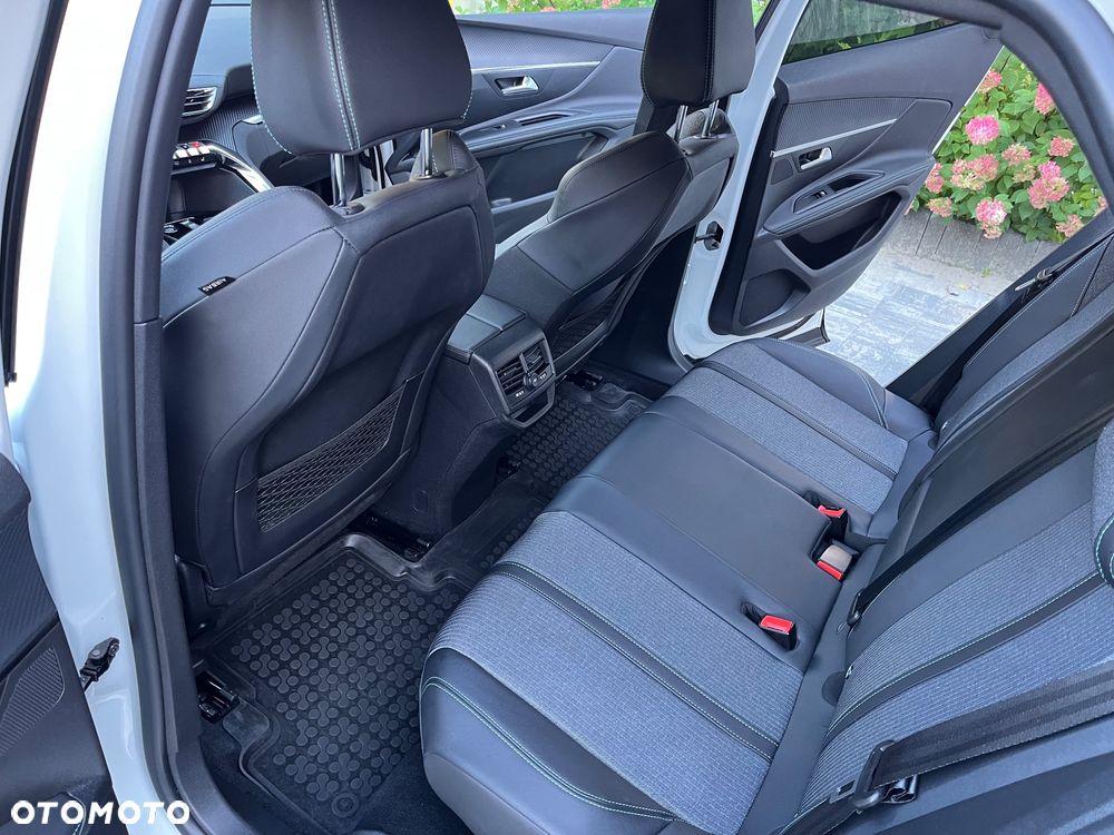 Peugeot 3008 1.2 PureTech Allure Pack S&S EAT8 - 12