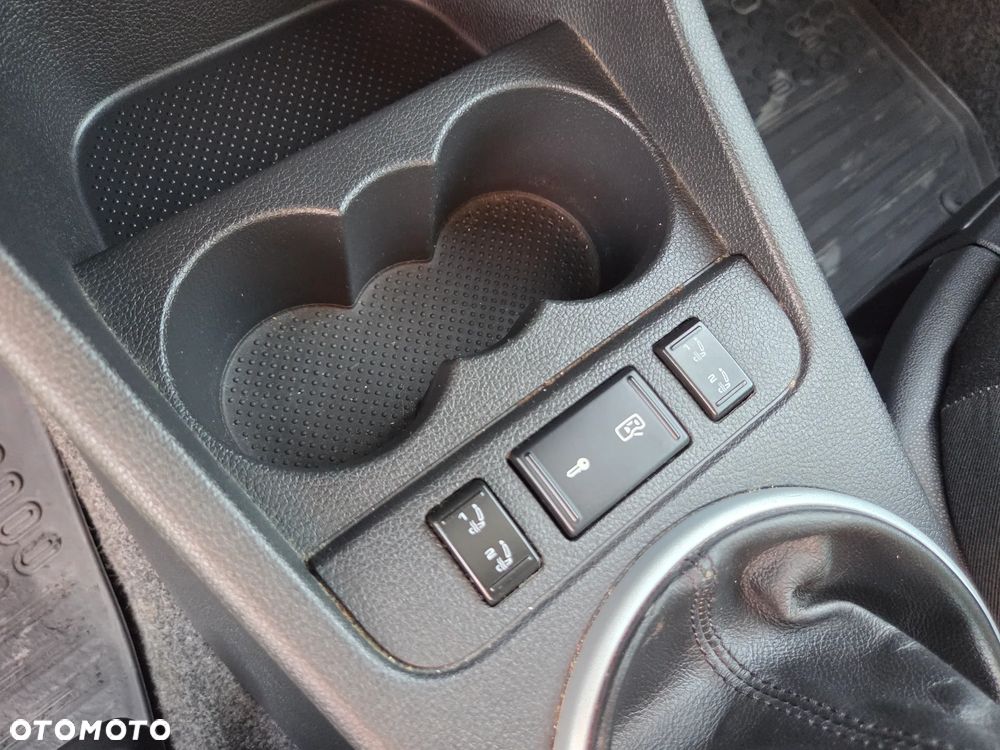 Skoda Fabia 1.6 16V STYLE Edition - 9