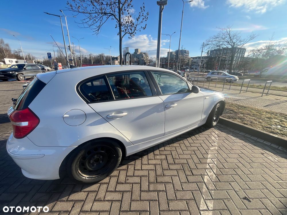 BMW Seria 1 118i - 15