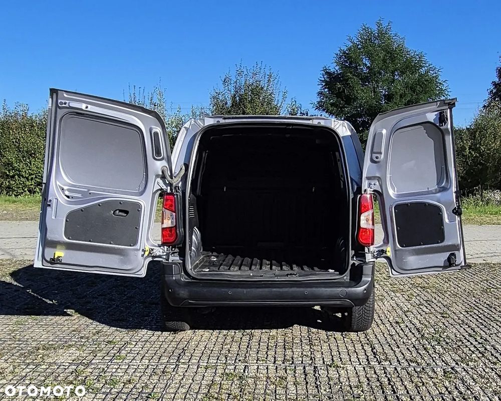 Peugeot Partner EAT8 Automat - 16