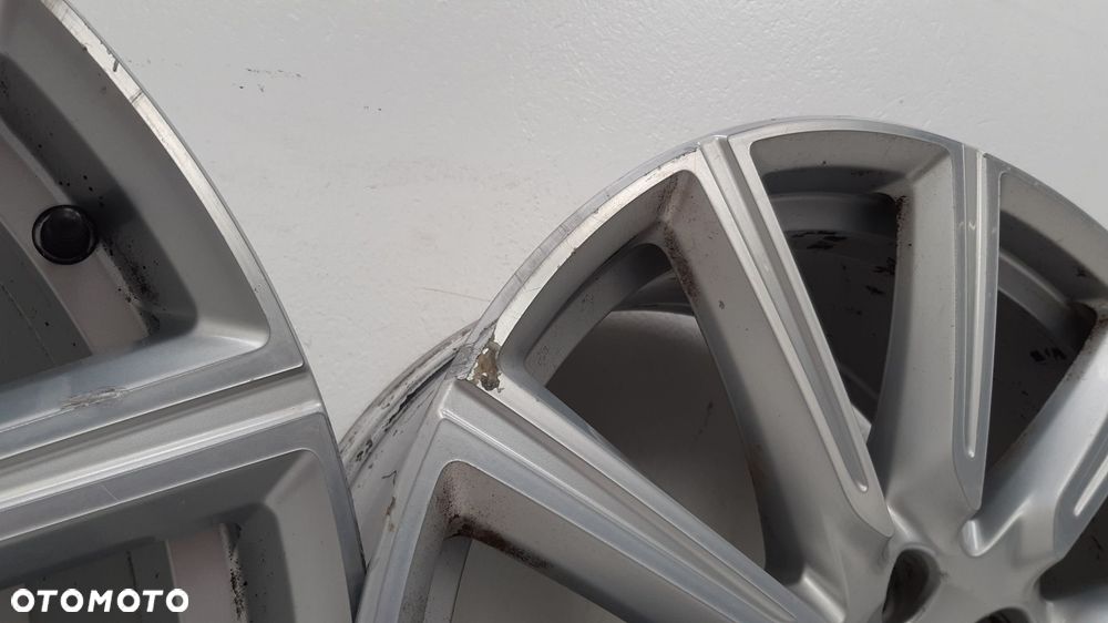 Felgi aluminiowe 20 9J ET38.5 Volvo XC90 II komplet 4 szt - 9