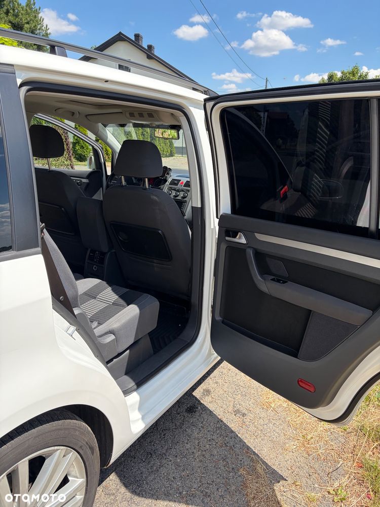 Volkswagen Touran 1.9 TDI DPF R-Line Edition - 17